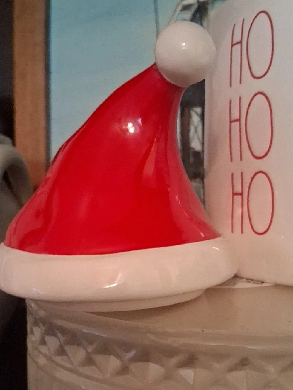 🎄Rae Dunn White Ceramic 'HO HO HO' Mug with Red Santa Hat Lid